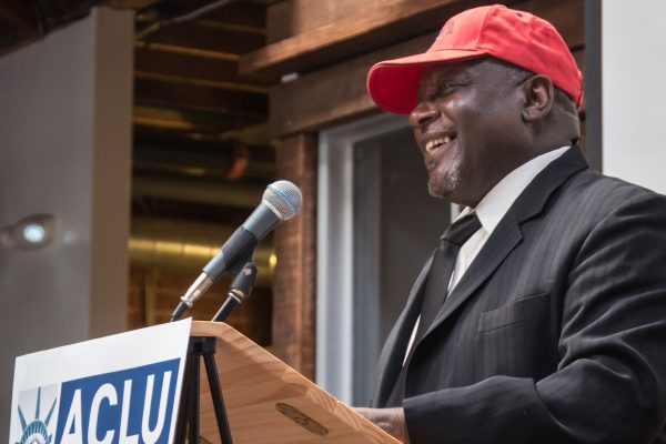 Dorsey Nunn accepting the Chief Justice Earl Warren Award at Bill of Rights Day.