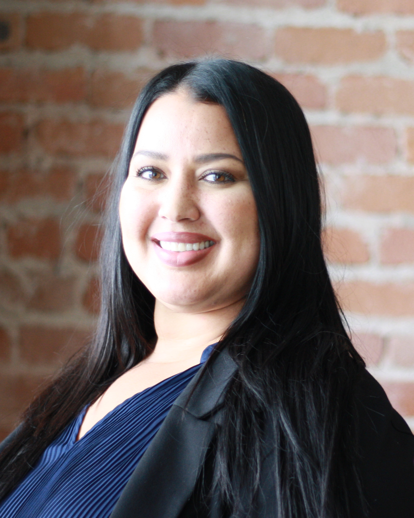 Jennifer Jones Headshot