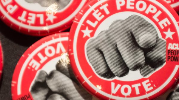 "Let People Vote" buttons