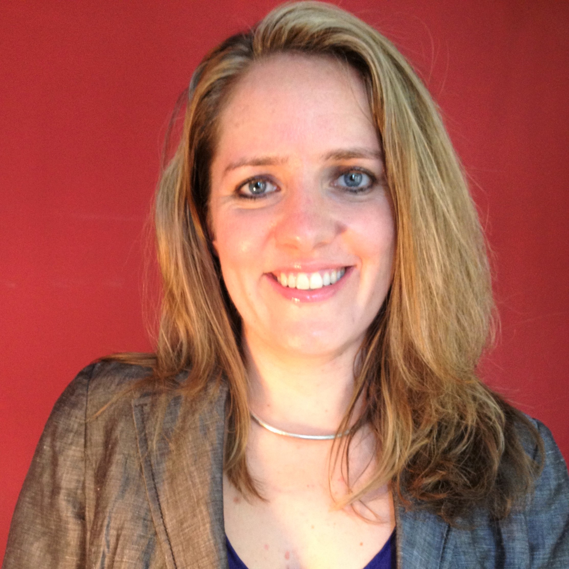 Headshot of Emi MacLean