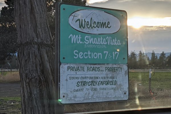 Shasta Vista Sign