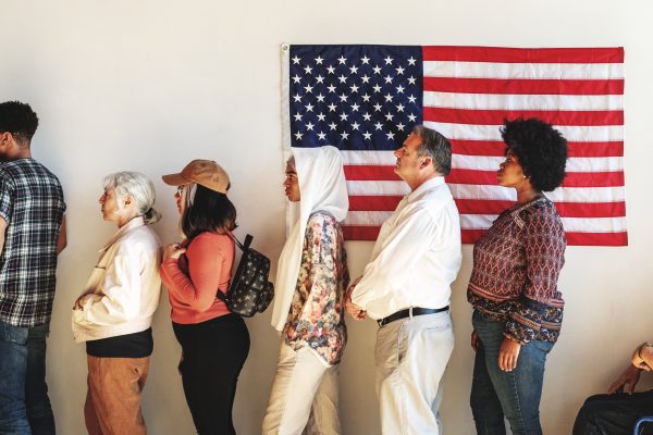 voters in line to cast ballot