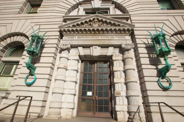 A photo of the main entrance of the James R. Browning U.S. Courthouse in San Francisco.