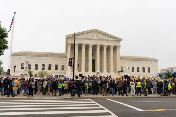 supreme court with crowd